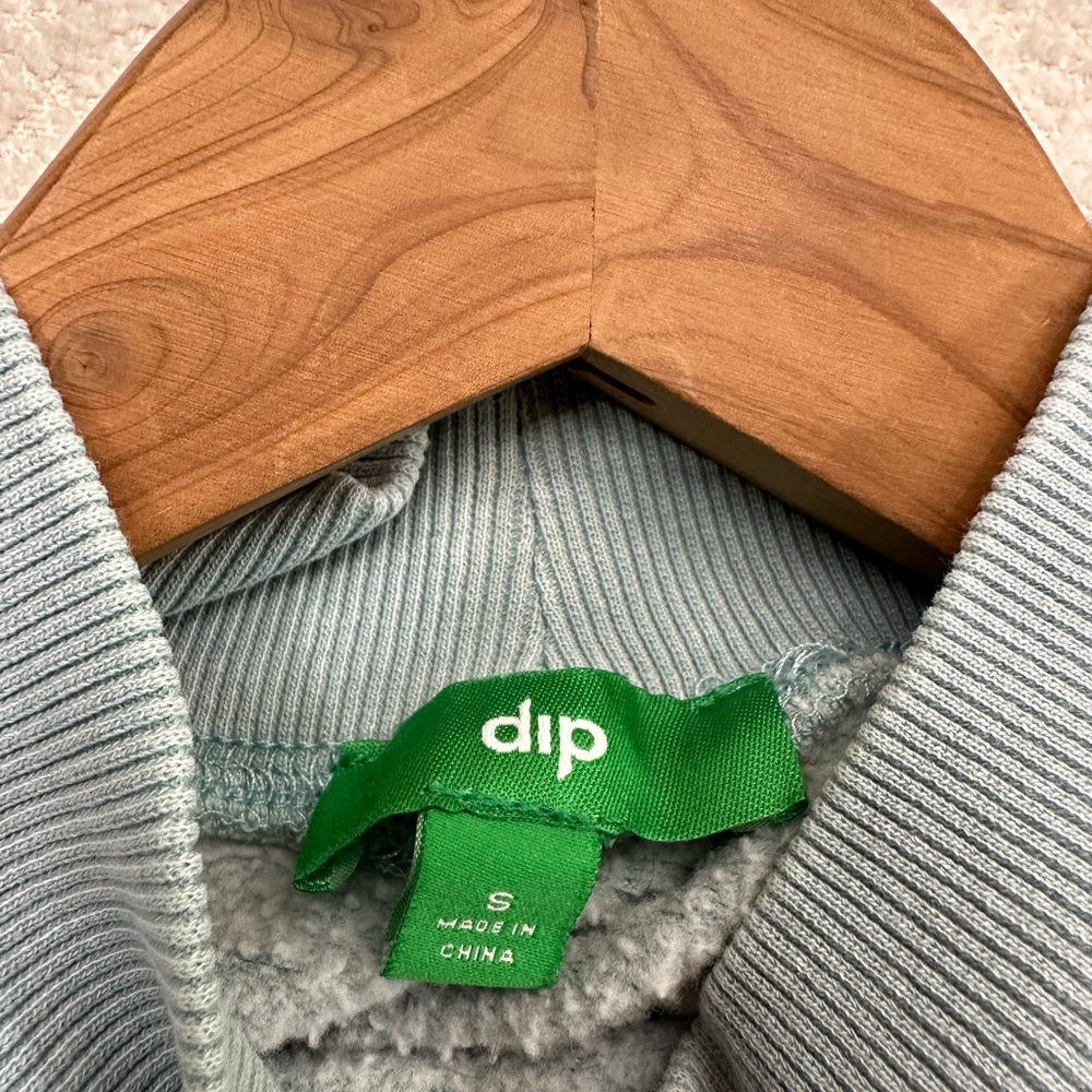 dip Women’s Mock Neck Sweatshirt Blue Size Small - Picture 2 of 5